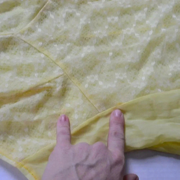 Vtg  Nightgown - Picture 10 of 10